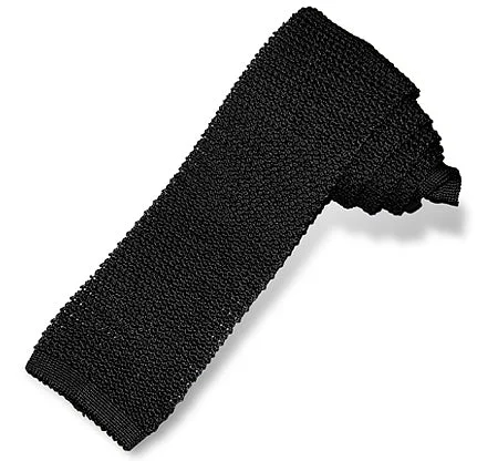 Men Blazers for Summer Parties in Breathable and Lightweight Fabrics​ Black Silk Knit Tie