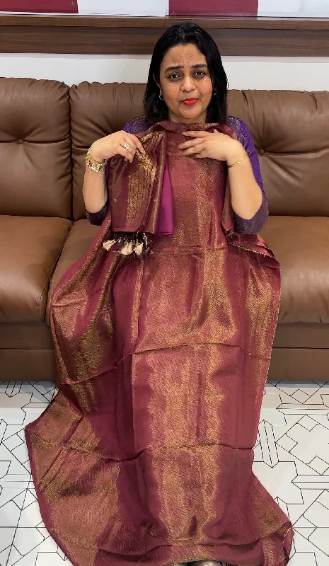 REDDISH MAROON