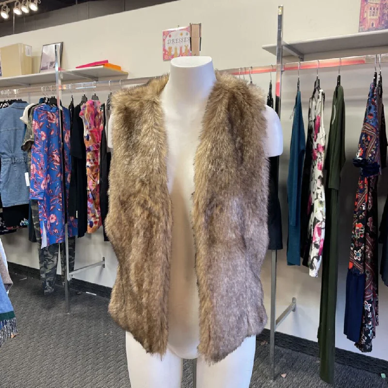 Dynamite faux fur vest M